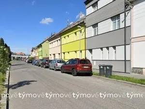 Pronájem bytu 1+kk, Pardubice, Na Okrouhlíku, 27 m2