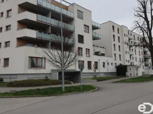 Pronájem bytu 2+kk, České Budějovice, U Lučního jezu, 50 m2