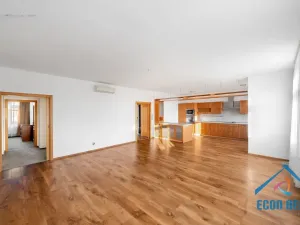 Pronájem bytu 4+kk, Praha - Libeň, Na rozcestí, 128 m2