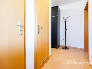 Pronájem bytu 2+kk, Praha - Libeň, Kovanecká, 53 m2