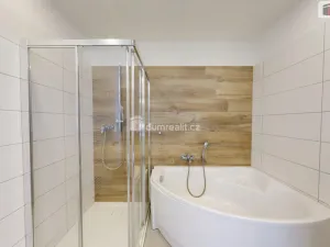 Pronájem bytu 2+kk, Opava - Město, Dolní náměstí, 95 m2