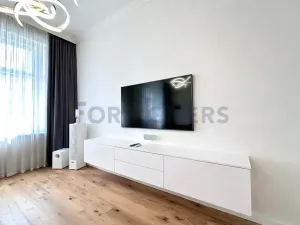 Pronájem bytu 2+1, Praha - Smíchov, Dienzenhoferovy sady, 84 m2