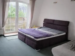 Pronájem bytu 1+kk, Praha - Košíře, Smolíkova, 54 m2