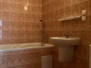 Pronájem bytu 1+1, Chomutov, Kadaňská, 45 m2