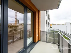 Pronájem bytu 2+kk, Praha - Vysočany, Poděbradská, 50 m2