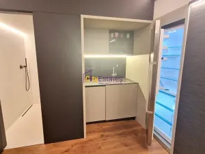 Prodej bytu 2+1, Praha - Smíchov, Janáčkovo nábřeží, 85 m2