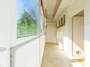 Pronájem bytu 2+kk, Praha - Holešovice, Osadní, 53 m2