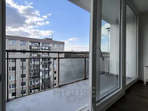 Prodej bytu 3+1, Praha - Hlubočepy, Lohniského, 68 m2