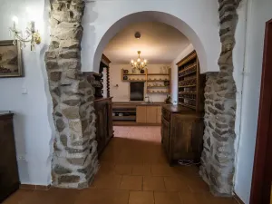 Prodej rodinného domu, Lety, 550 m2