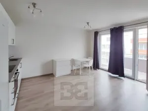 Pronájem bytu 1+kk, Praha - Stodůlky, Toufarova, 34 m2