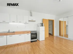 Pronájem bytu 1+kk, Hostivice, Ječná, 42 m2