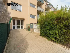 Pronájem bytu 1+kk, Hostivice, Ječná, 42 m2