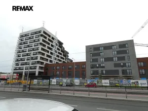 Pronájem obchodního prostoru, Praha - Hloubětín, Poděbradská, 103 m2