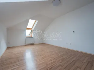 Prodej bytu 1+kk, Písek - Václavské Předměstí, Hostivítova, 30 m2