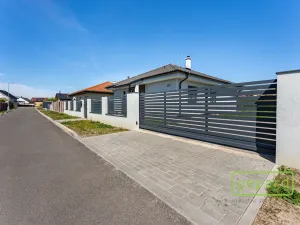 Prodej rodinného domu, Krakovany, 90 m2