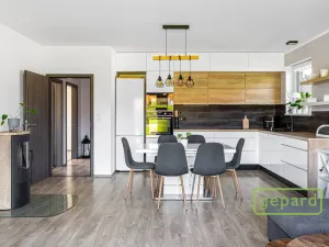 Prodej rodinného domu, Krakovany, 90 m2