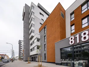 Pronájem bytu 2+kk, Praha - Vysočany, Poděbradská, 55 m2