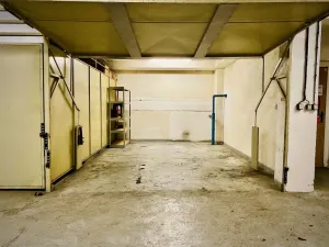 Pronájem garáže, Praha - Modřany, K dolům, 18 m2