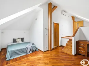 Prodej rodinného domu, Dolní Beřkovice - Vliněves, 400 m2