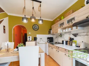 Prodej bytu 2+1, Ostrov, S. K. Neumanna, 54 m2