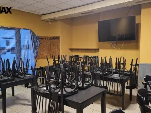 Pronájem obchodního prostoru, Blatná, náměstí J. A. Komenského, 180 m2