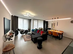 Prodej bytu 3+kk, Praha - Prosek, Zubrnická, 103 m2