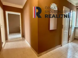 Pronájem bytu 2+1, Podbořany, Komenského, 58 m2