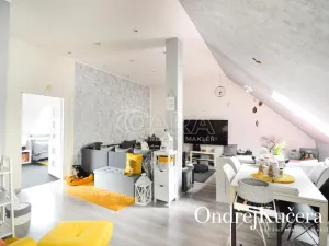 Prodej činžovního domu, Kladno, Poštovní náměstí, 222 m2