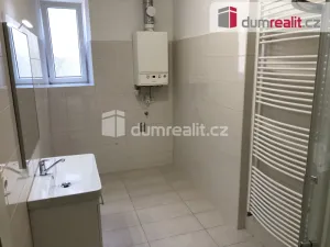 Pronájem bytu 2+kk, Frenštát pod Radhoštěm, nám. Míru, 66 m2