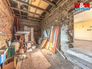 Prodej rodinného domu, Neratovice - Mlékojedy, Hlavní, 144 m2