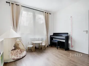 Prodej bytu 3+1, Ústí nad Labem - Střekov, Kamenná, 65 m2