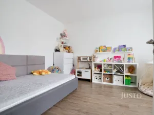 Prodej bytu 3+1, Ústí nad Labem - Střekov, Kamenná, 65 m2