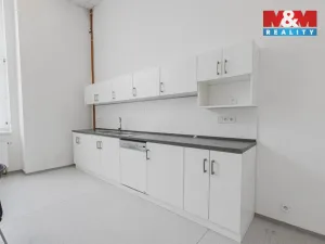 Pronájem kanceláře, Klatovy - Klatovy I, nám. Míru, 396 m2