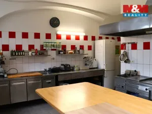 Pronájem restaurace, Holice, Smetanova, 220 m2