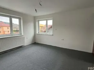 Prodej rodinného domu, Hrádek, 141 m2