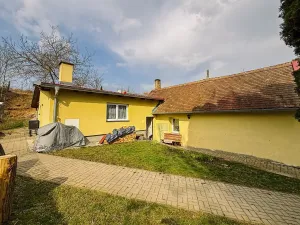 Prodej bytu 2+kk, Červené Pečky, Dobešovice, 66 m2