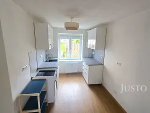 Pronájem bytu 1+1, Písek, Smetanovo nám., 38 m2