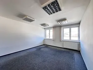 Pronájem kanceláře, Valašské Meziříčí, 170 m2