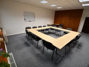 Pronájem kanceláře, Žďár nad Sázavou, Havlíčkovo nám., 230 m2