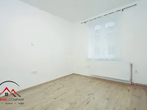 Pronájem bytu 2+kk, Krnov, Tolstého, 42 m2