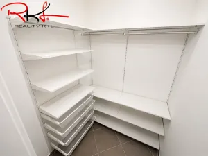 Pronájem bytu 2+kk, Praha - Dolní Měcholupy, Honzíkova, 45 m2