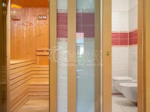 Prodej rodinného domu, Praha - Kolovraty, V louce, 470 m2