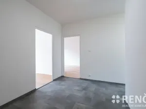 Pronájem bytu 3+1, Brno, Řezáčova, 75 m2