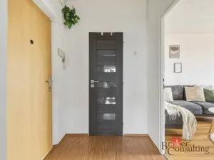 Prodej bytu 3+1, Praha - Malešice, Káranská, 72 m2