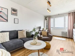 Prodej bytu 3+1, Praha - Malešice, Káranská, 72 m2