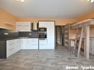 Pronájem bytu 1+kk, Jindřichův Hradec, Nušlova, 36 m2