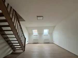 Pronájem bytu 3+kk, Praha, 90 m2