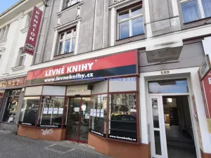 Pronájem obchodního prostoru, Hradec Králové - Pražské Předměstí, S. K. Neumanna, 250 m2
