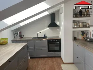 Pronájem atypického bytu, Frýdek-Místek, Na Půstkách, 127 m2