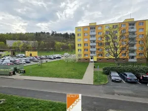 Pronájem bytu 2+1, Kadaň, Na Podlesí, 55 m2
